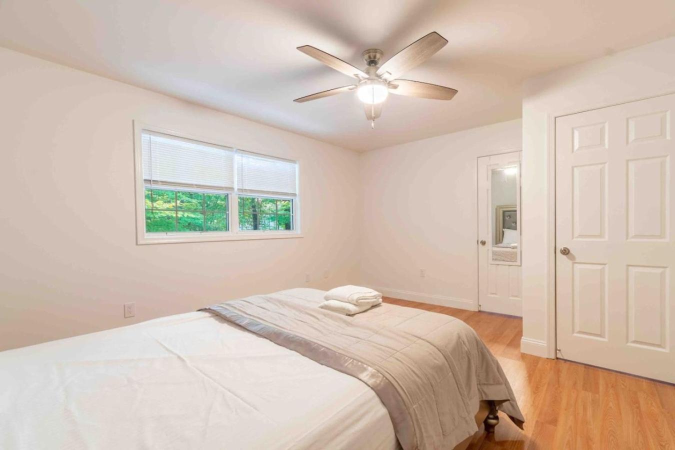 Holiday home Luxury 6br Pocono In Heart Of Attractions