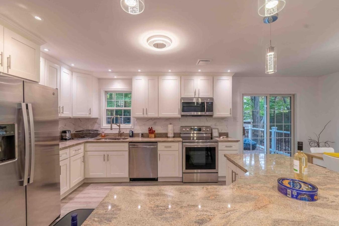 Luxury 6br Pocono In Heart Of Attractions