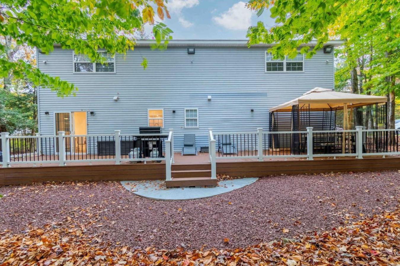 Luxury 6br Pocono In Heart Of Attractions Holiday home *